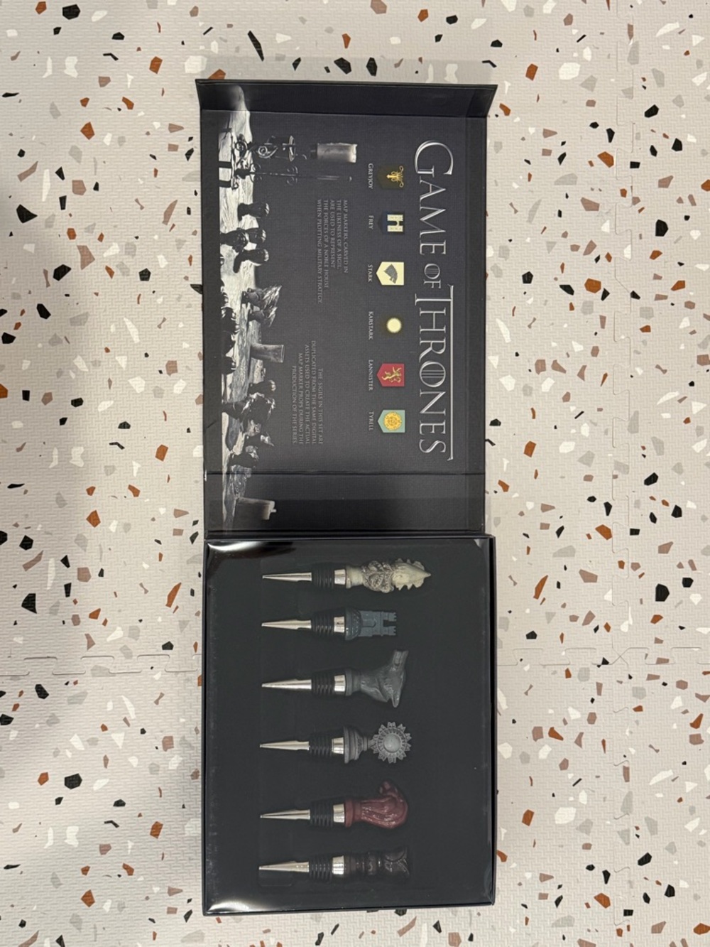 Factory Entertainment Game of Thrones- House of Sigil Wine Stoppers (Set of 6) - Picture 3 of 6